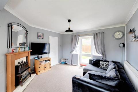 3 bedroom semi-detached house for sale, Hillbeck Crescent, Wollaton, Nottingham
