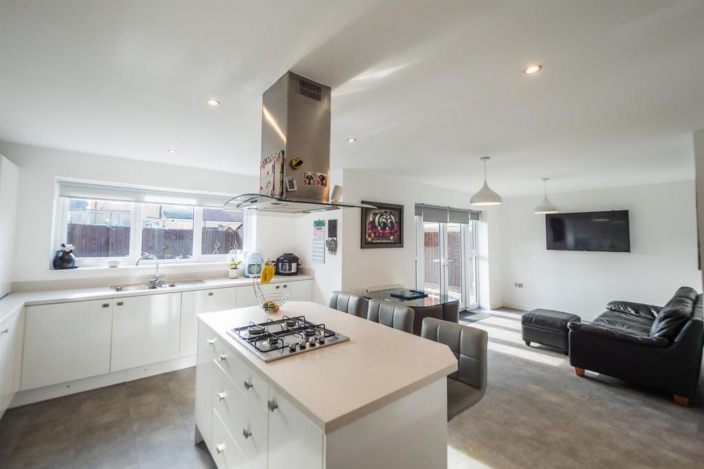 Kitchen / Dining / Family Room