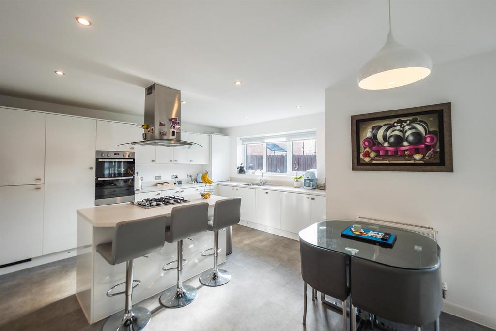 Kitchen / Dining / Family Room