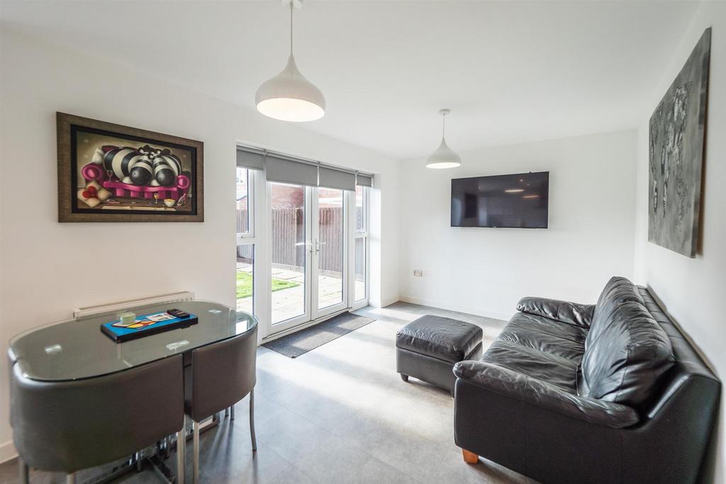Kitchen / Dining / Family Room