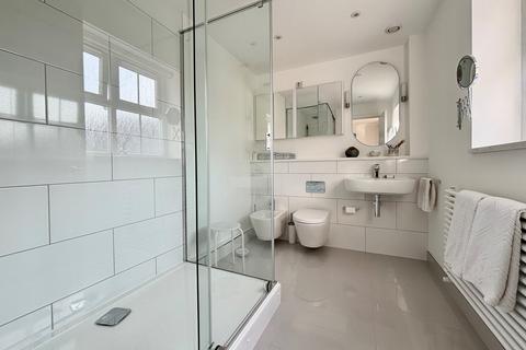 48 Whitstone Lane, Beckenham, BR3 3FZ