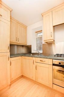 2 bedroom flat to rent, Springbank Road, Newcastle upon Tyne NE2