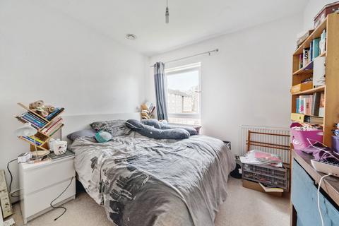 2 bedroom apartment for sale, Magnolia House, Spelthorne Grove, Sunbury-on-Thames, TW16