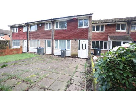 3 bedroom terraced house to rent, Doncaster Way, Birmingham B36