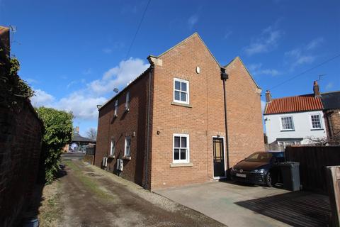 2 bedroom semi-detached house to rent, North Road, Stokesley TS9
