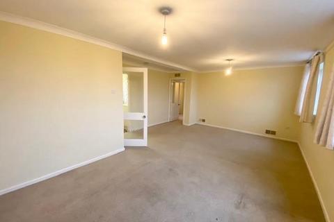 2 bedroom flat to rent - Touchwood Hall Close, Solihull