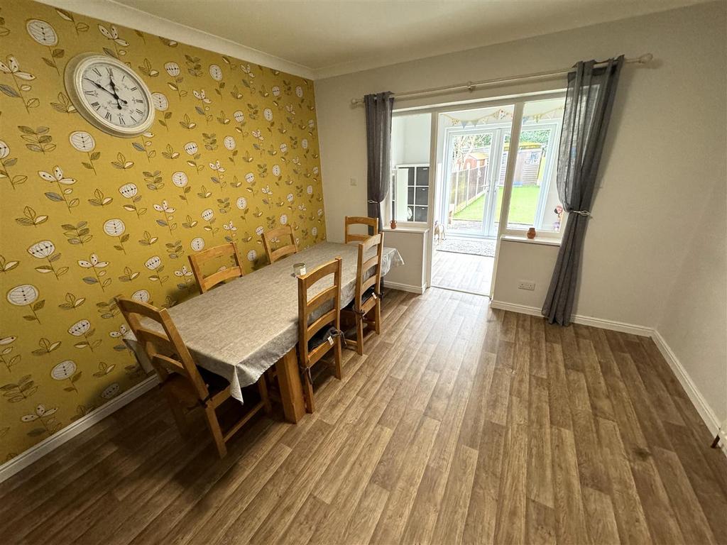 Dining Room.jpg
