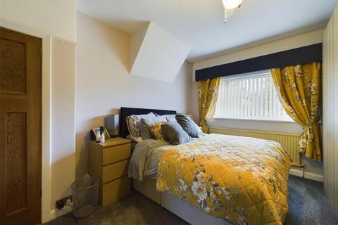 5 Glenside, Scarborough, YO12 6BN