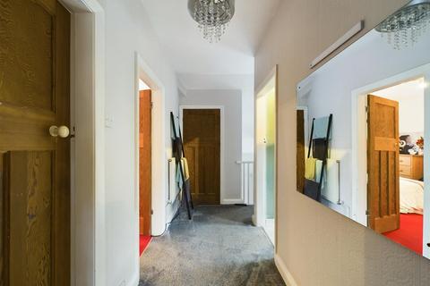 5 Glenside, Scarborough, YO12 6BN