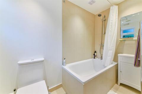 2 Boundary Road, London, SW19 2AN