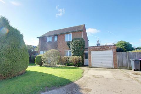 3 bedroom detached house for sale, Canberra Crescent, Manby LN11