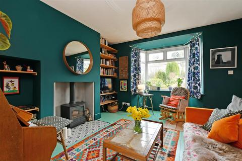 24 Bishopscourt Road, Sheffield, S8 9HP