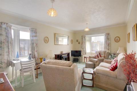 2 bedroom retirement property for sale, Kings Hall, Park Road, Worthing BN11