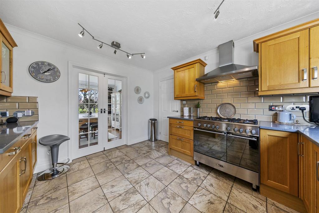 Kitchen/Breakfast Room