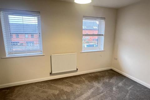 7 Ashlar Row, Tithebarn, Exeter, EX1 3XL