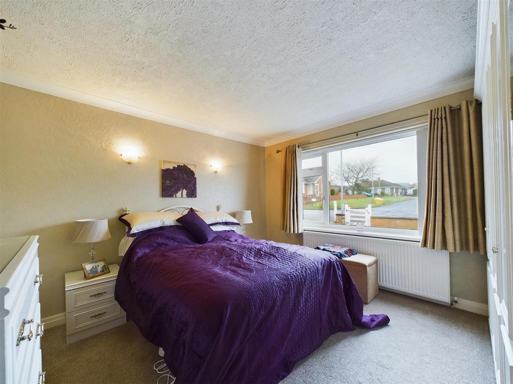 Bedroom:
