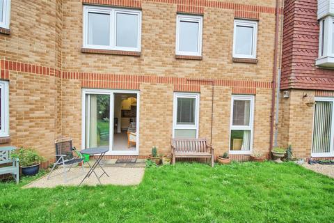 2 bedroom apartment for sale, Hartfield Court, Ware SG12