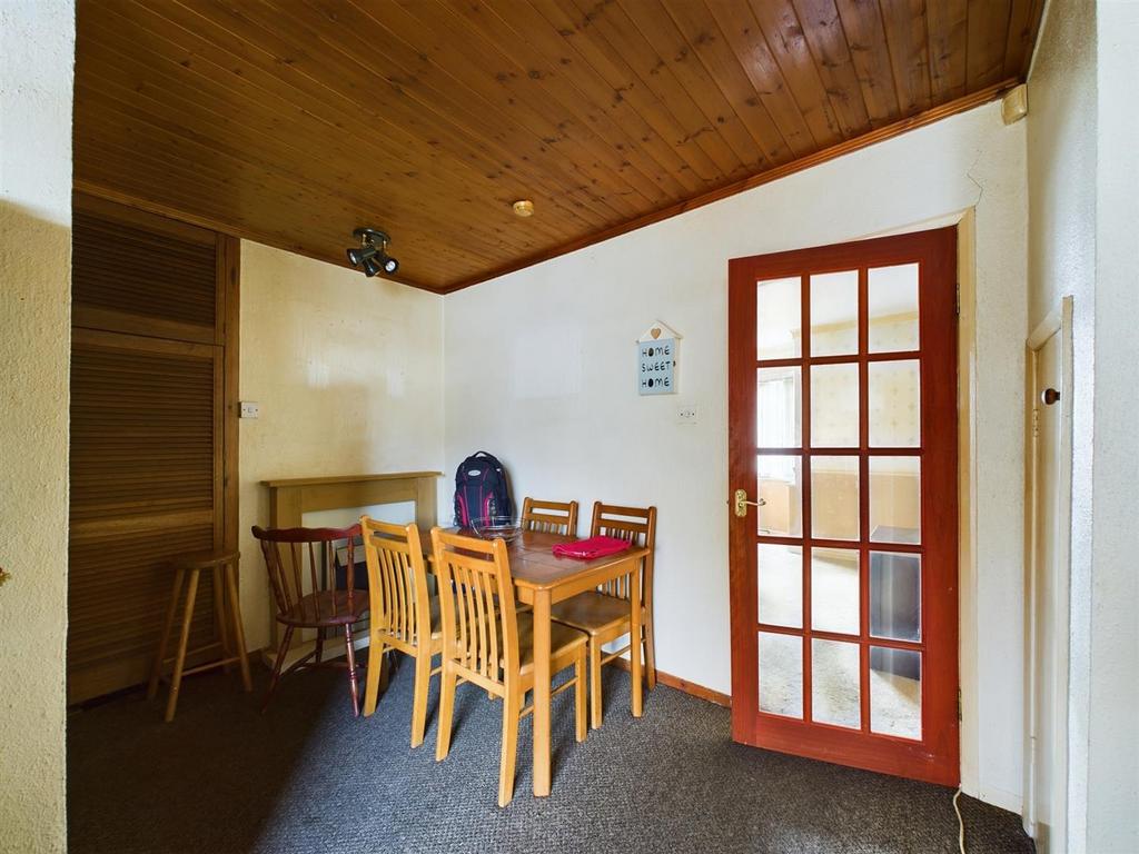 Dining area: