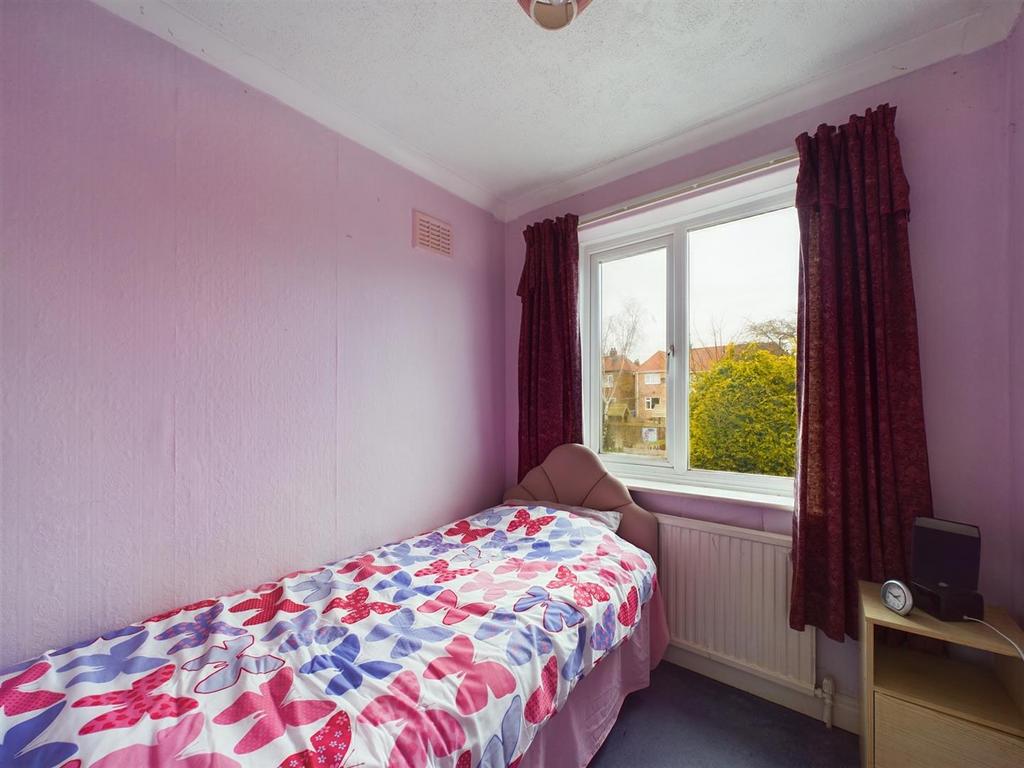Bedroom: