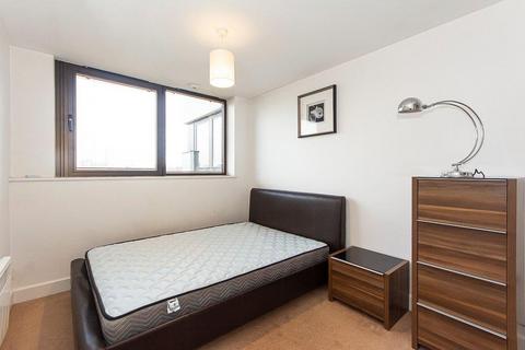 2 bedroom apartment to rent - Petergate, Battersea SW11