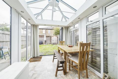 32 Westfield Road, Surbiton, KT6 4EL