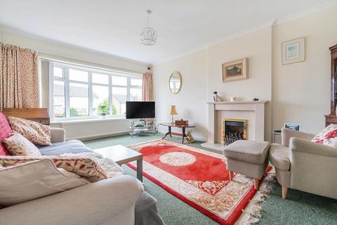 3 bedroom detached bungalow for sale, Hall Park Close, Horsforth, Leeds