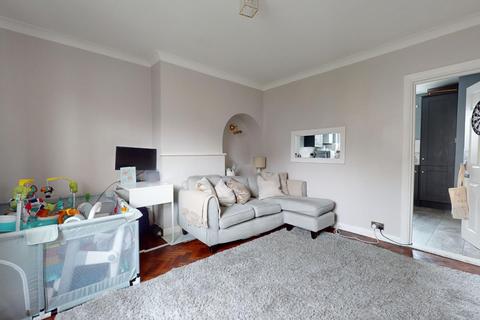 3 bedroom end of terrace house for sale, Hampton Crescent, Gravesend