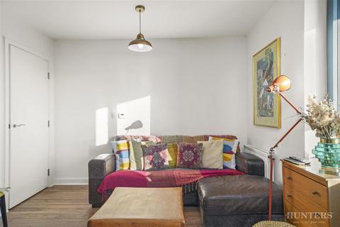1 bedroom flat for sale - Isobel Place, London, N15