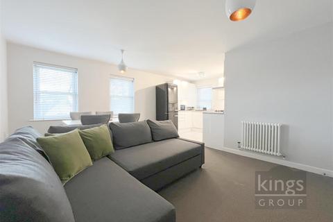 2 bedroom property for sale, Chase Court Gardens, Enfield