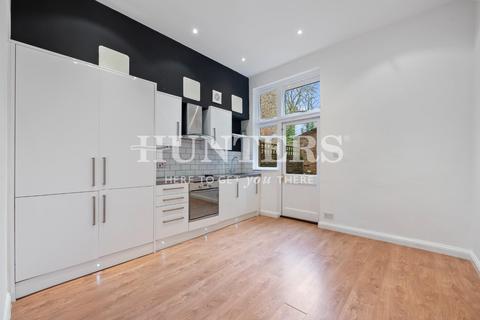 1 bedroom flat for sale, Hillfield Road, London, NW6