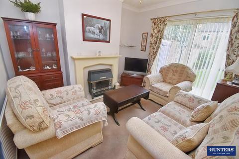 3 bedroom end of terrace house for sale - Richmond Close, Leicester