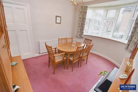 3 bedroom end of terrace house for sale - Richmond Close, Leicester