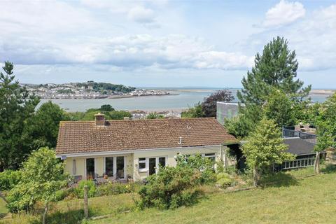 2 Chichester Close, Instow, Bideford, EX39 4JT