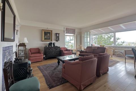 2 Chichester Close, Instow, Bideford, EX39 4JT