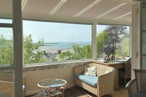 2 Chichester Close, Instow, Bideford, EX39 4JT