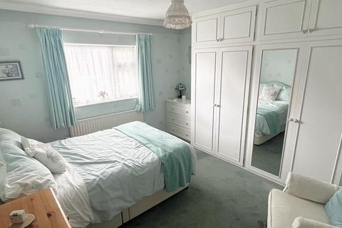 12 Roughley Drive, Sutton Coldfield, B75 6PN