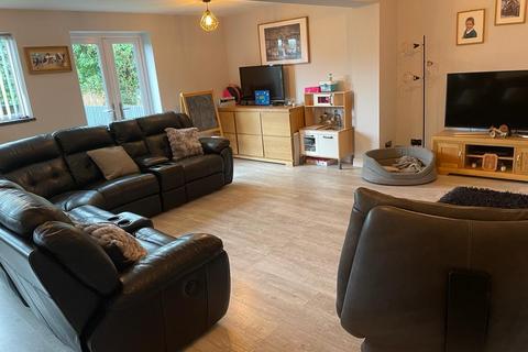 9 Birch Lane, Rugeley, WS15 1EJ