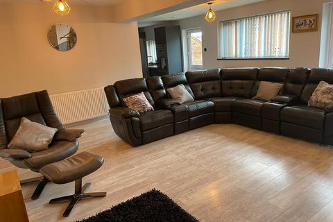 9 Birch Lane, Rugeley, WS15 1EJ