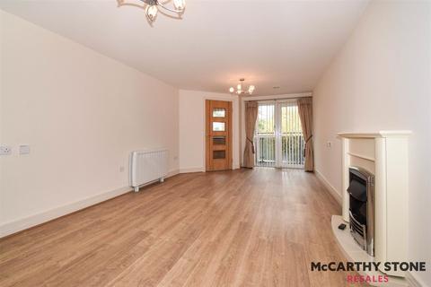 1 bedroom apartment for sale, Glenhills Court, Little Glen Road, Glen Parva, Leicester