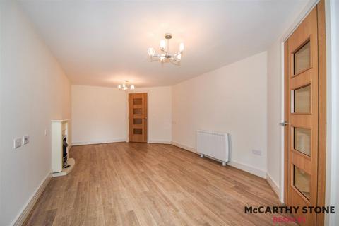 1 bedroom apartment for sale, Glenhills Court, Little Glen Road, Glen Parva, Leicester