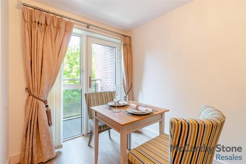 1 bedroom apartment for sale, Glenhills Court, Little Glen Road, Glen Parva, Leicester