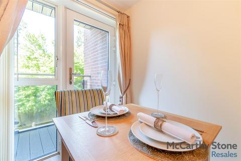 1 bedroom apartment for sale, Glenhills Court, Little Glen Road, Glen Parva, Leicester