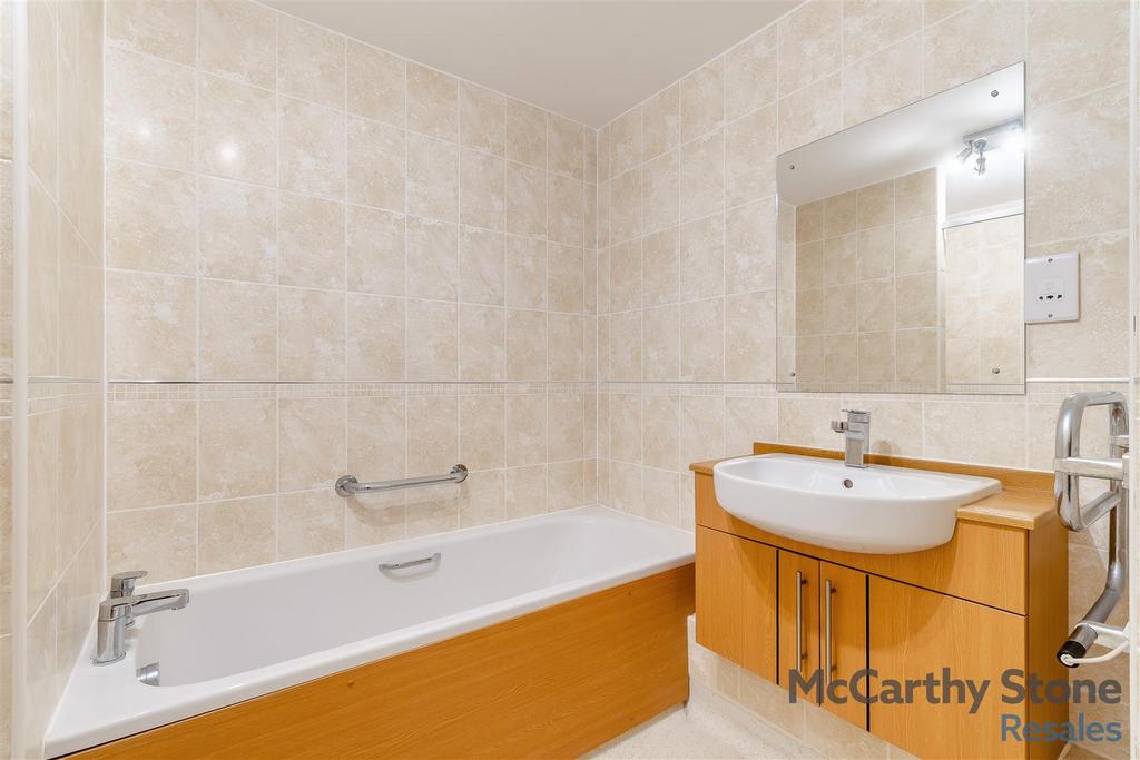 8648315-interior11.jpg