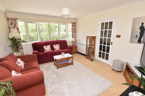 3 bedroom detached bungalow for sale - Ferry Road, North Fambridge, Chelmsford