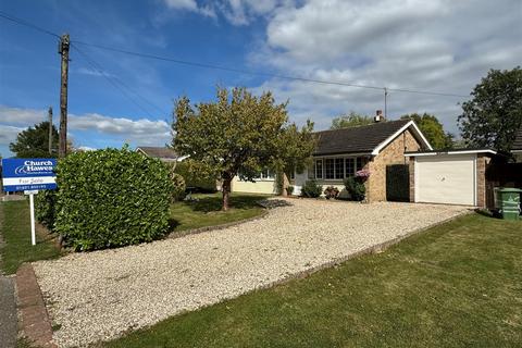 3 bedroom detached bungalow for sale, Ferry Road, North Fambridge, Chelmsford