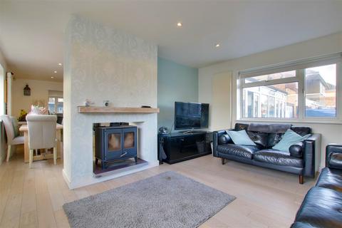 3 bedroom semi-detached house for sale, Dudley Avenue, Waltham Cross