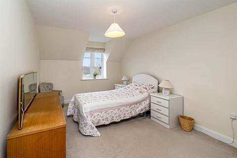2 bedroom apartment for sale, Marlow Road, Bourne End