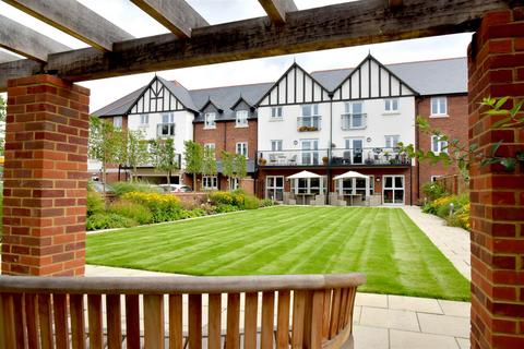 2 bedroom apartment for sale, Marlow Road, Bourne End