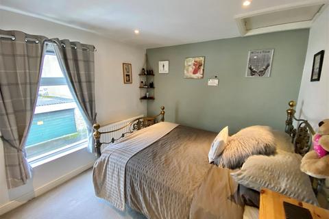 27 Barton Street, Macclesfield, SK11 6RX