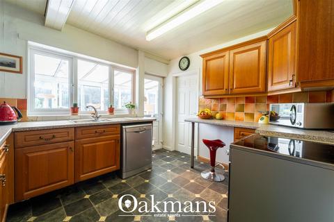 26 Greenoak Crescent, Birmingham, B30 2TG